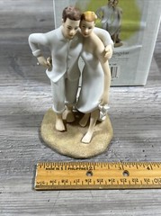 Weddingstar Wedding Cake Topper Bride & Groom On Beach Porcelain New