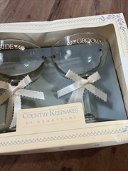 Country Keepsakes Bride & Groom Toasting Glasses NEW OLD Stock 4.75” Tall