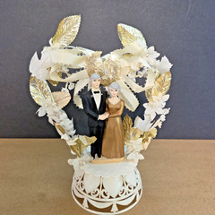 Vintage 9″ 50th Anniversary Wedding Cake Topper Coast Novelty Mfg. Co. 1980 Gold