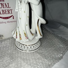 Royal Albert OCR Wedding Bride and Groom Porcelain Floral Wedding Figurine