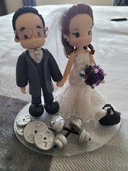 Bride and Groom Cake Topper – Figurine Wedding and Engagement Party Decor