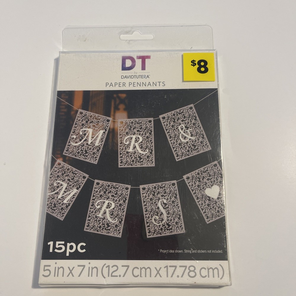 DT- David Tutera Mr & Mrs 5×7 Paper Pennants 15 Piece Wedding Decor Decoration