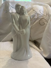 House Of Lloyd Bride & Groom Figurine Porcelain Ceramic White 8” Vintage Wedding