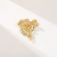 Elegant Pearl Flower Designer Brooch Pins Broches Costume Jewelry For Women F…