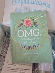 The Bride Box OMG Wedding Planner Set Floral Notes Notebook XXL T-Shirt