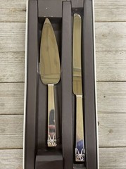 Stainless Steel Vera Wang “Love Knot” Wedding Cake Serving Utensils