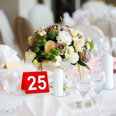 Acrylic Table Numbers 1-25 Double-Sided Tents for Weddings & Events – Red/White