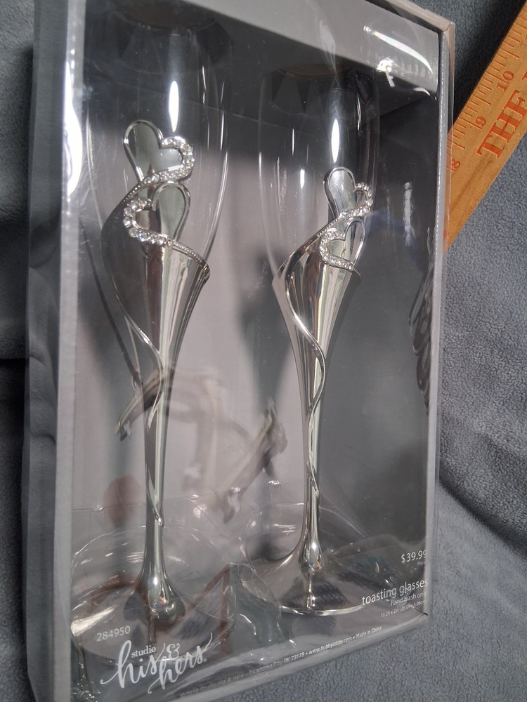 Wedding Champagne toasting Flutes His and Hers New In Box Set of 2 Silver