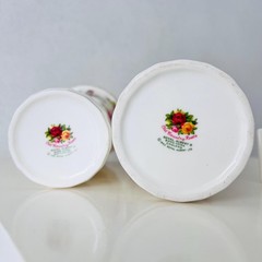 Royal Albert Old Country Roses Vase: English Bone China Floral Decor
