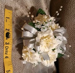 NEW 5″ Artificial Ivory Rose Wrist Corsage & Matching Bout, Pearls, Silver Bow