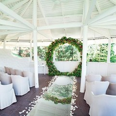 3.3 x 98.4 ft Aisle Runner for Wedding Ceremony Double Sided Reflective Silver