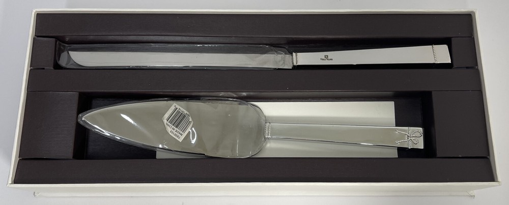 Vera Wang Love Knots Cake and Trowel Set T935103