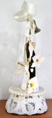 Vintage 1950’s CHALKWARE WEDDING CAKE Topper Arch Brunette Handpainted with Veil