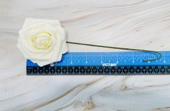25 Ling’s Moment Artificial Foam Ivory Roses With Stems & Leaves NOB 25 Piece