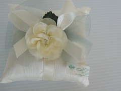 Ring Pillow SMALL WITH ROSE ON TOP WHITE 4 X4 INCH