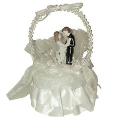 Vintage Traditional Bride And Groom White Lacy Flowers Faux Pearl Cake Topper