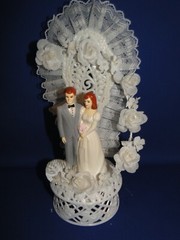 New Vintage Traditions Wedding Caketop Bride & Groom with oval elegant back #181
