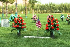 LVXINLI 2 Sets Artificial Cemetery Flowers,Outdoor Grave Decorations Red