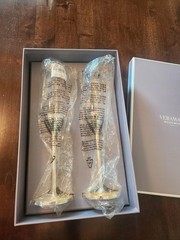 Vera Wang Gold Love Knots Wedgwood Toasting Flutes