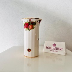 Royal Albert Old Country Roses Vase: English Bone China Floral Decor