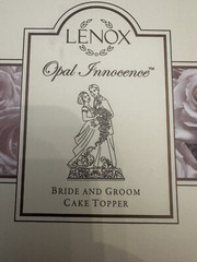 Discontinued Lenox Opal Innocence Bride & Groom Porcelain Ivory Cake Topper NIB