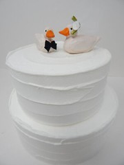 Pekin Duck Cake Top Bride Groom Love Bird Wedding Engagement Carved Wood Statue