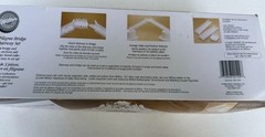 Wilton Vintage 1983 White Filigree Cake Bridge and Staircase Set Brand New
