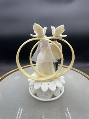 Vintage 1950s-60s Bride And Groom & Rings & Birds 6” Wedding Cake Topper
