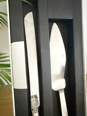 Vera Wang Silver Love Knots Metal Wedding Cake Knife and Server Set