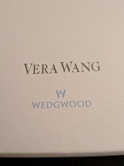 LOVE KNOTS BY VERA WANG CAKE KNIFE, AND SERVER SET GIFT BOX INCLUDED PREOWNED
