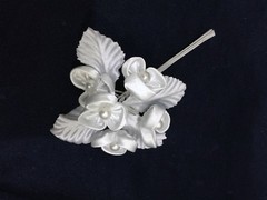 60 Flower.Bridal Satin Rose Flowers w/ Pearl White.5 Flower Per Bunch x 12 / bag