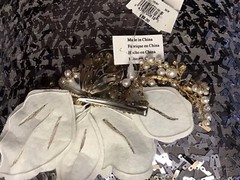 NEW $189 David’s Bridal Flowers Pearls Crystals Elegant Clip In Hair Headpiece