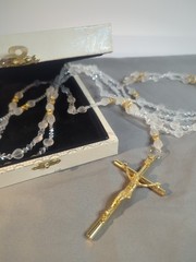 Vintage WEDDING LASSO~GLASS & ACRYLIC BEADS GOLD CROSS LAZO DE BODA~Religious