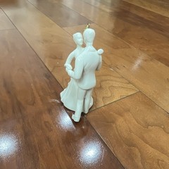Lenox Porcelain Bride and Groom Wedding Cake Topper Figurine White Wedding