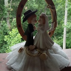 GOS «Tied To Your Heart» Western Themed Cake Topper