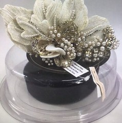 NEW $189 David’s Bridal Flowers Pearls Crystals Elegant Clip In Hair Headpiece