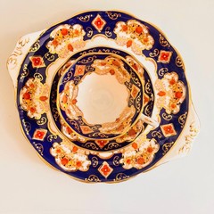 Royal Albert Heirloom Avon Trio: Bone China Teacup, Saucer & Cake Plate