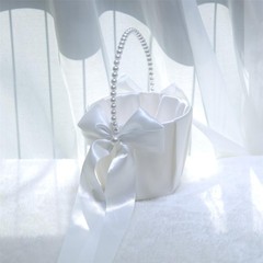 Wedding Flower Girl Baskets Pearl Handle Satin Bow Bridal Ceremony Decor 2 Pack