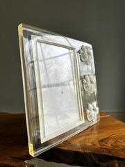 Beautiful Clear Acrylic Photo Frame With Three Lilies, Holds 4×6 Photo, 7”x7”