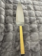 Wedgwood Vera Wang Pie Cake Server Goldtone Handle