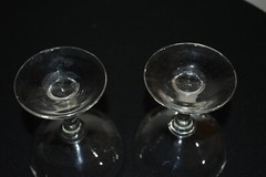 BRIDE & GROOM toasting Treasure Moments 1973 champagne goblets in box EUC