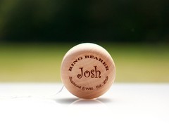 Personalized Wooden Yo-yo Classic Wood Toy Keepsake Ring Bear Wedding Party Gift