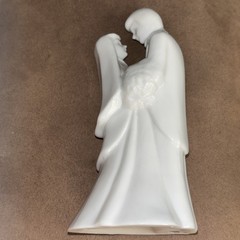white porcelain bride/groom wedding cake topper