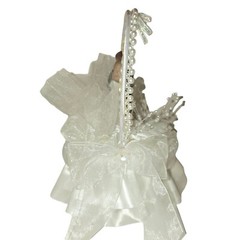 Vintage Traditional Bride And Groom White Lacy Flowers Faux Pearl Cake Topper