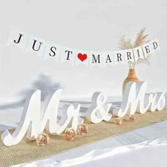 3pcs Mr & Mrs English Letter Wedding Decorations 3.2″ Wedding Decoration Photo