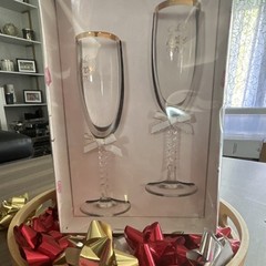 Decorated Gold Rim Champagne Flutes Set of 2 with Bow for Wedding