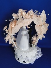 New Vintage Wilton MOONLIT SNOW Peach Wedding Cake Top, Black Suit # 114-205