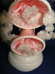 New Vintage Wilton «Chapel Bells » Wedding Cake Top, Pink satin bell, 103-2415