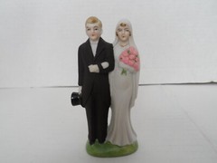 Vintage Porcelain/Bisque Occupied Japan Wedding Cake Topper