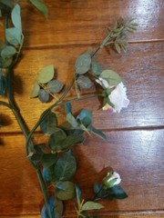Designer Trellis Ivory/Pale Pink Rose Floral Greenery Garland Wedding Decor 5 Ft